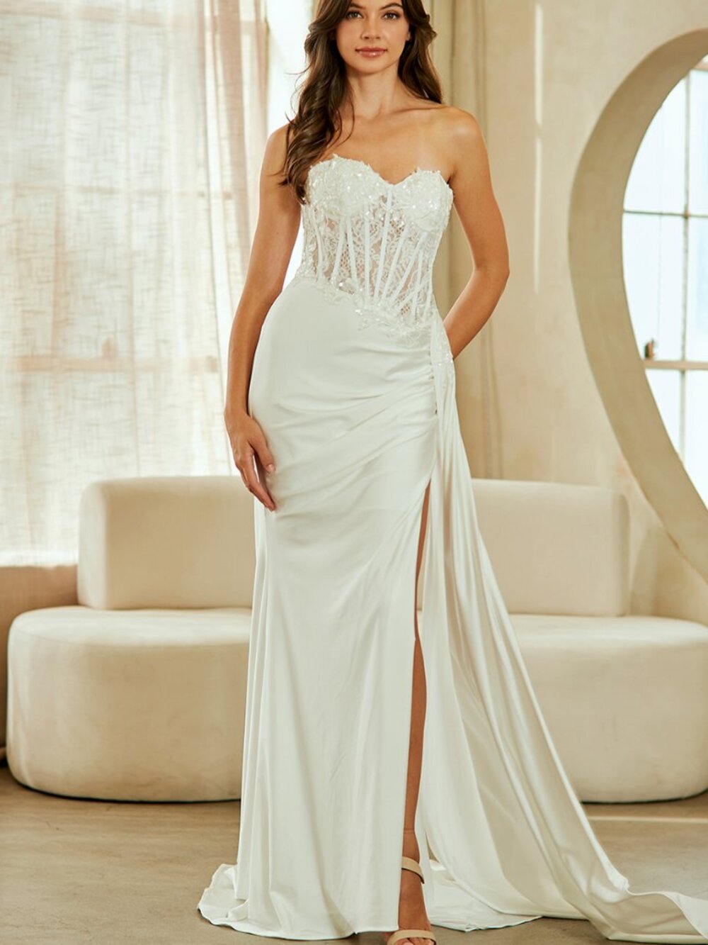 NEW LONG WHITE FITTED WEDDING DRESS, STRAPLESS CORSET BRIDAL GOWN